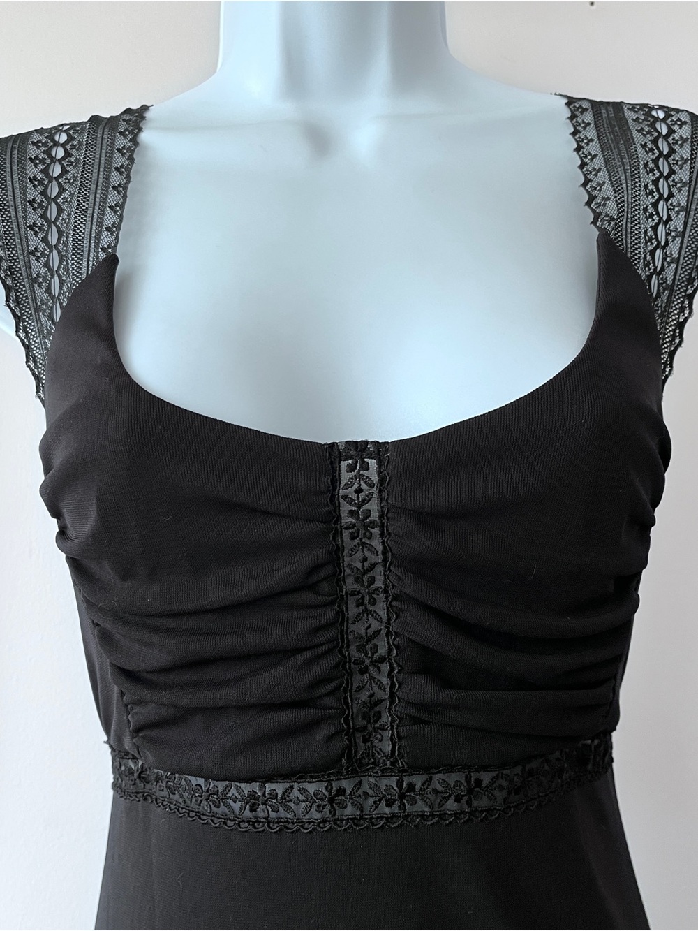 Phoebe Y2K Elegant Black Lace-Trim Wedding Guest Cocktail Midi Dress Size 6 - Picture 3 of 11